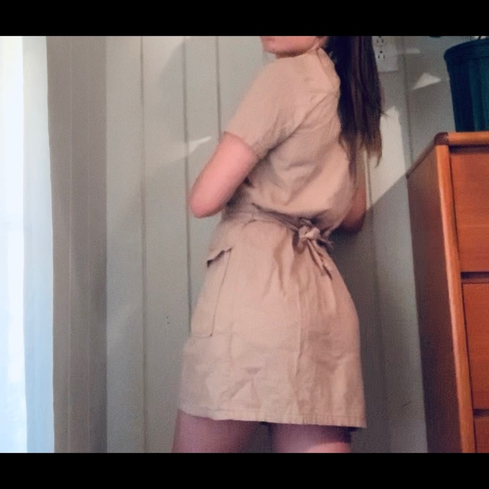 Button-up dress - Picture 3 of 3